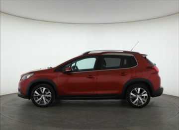 Peugeot 2008 I SUV Facelifting 1.2 PureTech 130KM 2016 Peugeot 2008 1.2 PureTech, Salon Polska, zdjęcie 2