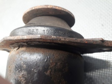 357199402B ULOŽENÍ MOTORU VW CADDY II 1.6 1.9