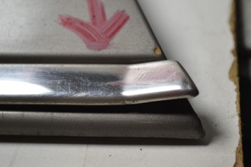 Mercedes W126 SE Комплект боковых накладок на двери 85-91