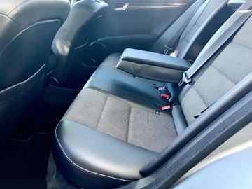 Mercedes Klasa C W204 Limuzyna 1.8 180 K 156KM 2009 Mercedes Klasa C 1.8 benzyna 156KM 2009r Możliwy transport pod dom!, zdjęcie 15