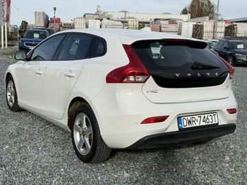 Volvo V40 II Hatchback 1.6 D2 115KM 2014 Volvo V40 1.6 D2 114KM 2014r KINETIC,Nowy rozrząd, zdjęcie 6