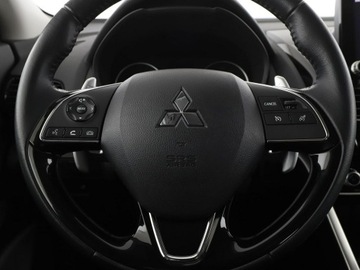 Mitsubishi Eclipse Cross SUV PHEV 2.4 188KM 2021 Mitsubishi Eclipse Cross PHEV 4x4 full LED navi, zdjęcie 20