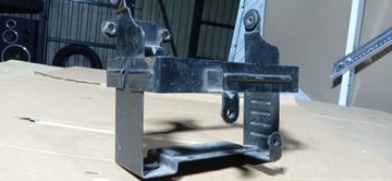 SUZUKI GSF 400 BANDIT РАМА РУЧКА КРЕПЛЕНИЕ АККУМУЛЯТОРА КОРЗИНА КОРЗИНА