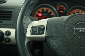 Opel Astra H Hatchback 5d 1.4 TWINPORT ecoFLEX 90KM 2008 Opel Astra 1.4 16V, Salon Polska, Klima, zdjęcie 12