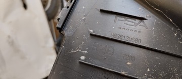 LEM VRSTVA KRYT LIŠTA PRAVÁ PEUGEOT 308 III T10 9836120580