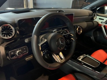 Mercedes Klasa A W177/V177 Hatchback AMG Facelifting 2.0 A45S 421KM 2026 A Klasa 45 S AMG 4-Matic+ 2.0 (421KM) 2026, zdjęcie 4