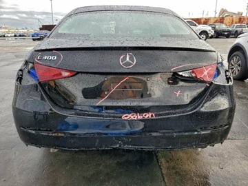 Mercedes Klasa C W206 2022 Mercedes-Benz Klasa C 300 2022 2.0 Benzyna 255KM, zdjęcie 2