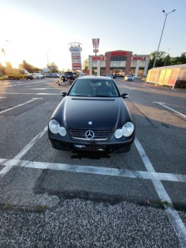 Mercedes Klasa C W203 Coupe W203 1.8 (C 180 Kompressor) 143KM 2005 MERCEDES-BENZ KLASA C (W203) C 180 Kompressor (203.046) 143 KM, zdjęcie 9