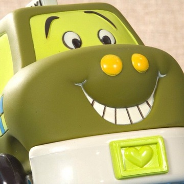 B.Toys Набор из 4 мягких машинок с приводом Wheeee-ls, цвета морской волны и оливкового цвета.