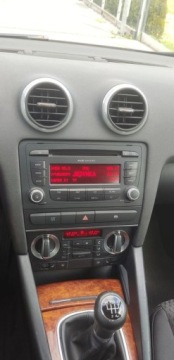 Audi A3 8P Hatchback 3d 1.9 TDI 105KM 2009 Audi A3 Sportback 1.9 TDI ,BEZWYPADEK,zadbany 1.9 Diesel 105KM, zdjęcie 14