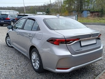 Toyota Corolla XII Sedan Facelifting 1.5 VVT-i 125KM 2023 Toyota Corolla Kamera ,Led , Bezwypadkowa Corolla, zdjęcie 6