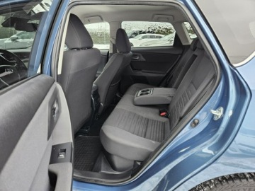 Toyota Auris II Hatchback 5d Facelifting 1.8 Hybrid 136KM 2017 Toyota Auris 1,8 Hybryda 136KM automat kamera, zdjęcie 5