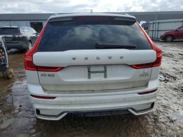 Volvo XC60 II 2024 Volvo XC 60 Ultimate 2024 2.0 Hybryda 247KM, zdjęcie 2