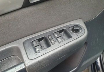 Volkswagen Sharan II Van 2.0 TDI-CR BMT 170KM 2011 Volkswagen Sharan Bi-Xenon LED Kamera GetHelp 2.0 Diesel 170KM, zdjęcie 21