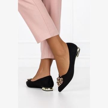 БАЛЕТКИ ЖЕНСКИЕ С ДЕКОРАТИВОМ НА НИЗКОМ ДЕКОРАТИВНОМ КАБЛУКЕ, КОЖАНАЯ Стелька размер 36