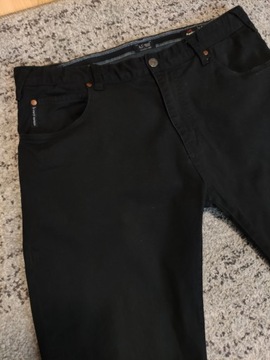 Armani Jeans spodnie męskie J45 REGULAR 36/34