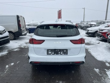 Kia Ceed III Kombi Facelifting 1.5 T-GDI 140KM 2025 Kia Cee'd Automat mHEV Podgrzewanie Kamera, zdjęcie 4