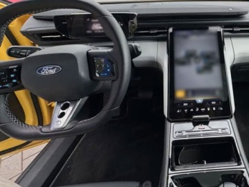 Ford Capri EV 79kWh 340KM 2025 Od ręki - Premium AWD 79 kWh 340KM / hak, dach panoramiczny, zdjęcie 7