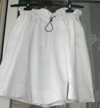reserved biała spódnica, super fason r 38-44