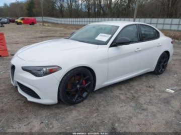 Alfa Romeo Giulia II Sedan Facelifting 2.0 Turbo 280KM 2020 Alfa Romeo Giulia ALFA ROMEO GIULIA SPORT RWD 2.0 Benzyna 280KM, zdjęcie 6