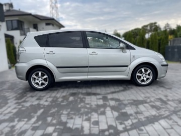 Toyota Corolla Verso E120 2.0 D-4D 116KM 2004 COROLLA VERSO 2.0 D4D 2004 r 7 OSOBOWA, zdjęcie 4