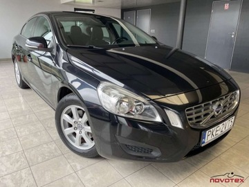 Volvo S60 II Sedan 1.6 D2 115KM 2013 Volvo S60 D2Momentumtylko 176TkmklimatronikNOW..., zdjęcie 2