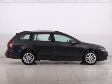 Volkswagen Golf VII Variant Facelifting 1.6 TDI-CR DPF BMT 115KM 2018 VW Golf 1.6 TDI, Salon Polska, Klima, Tempomat, zdjęcie 5