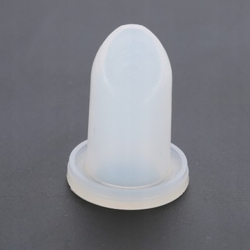 Форма для бальзама для губ диаметром 4 см.