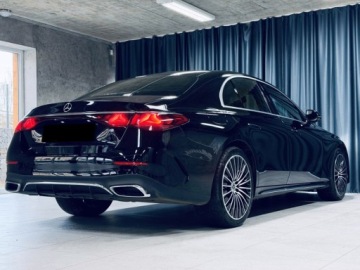 Mercedes Klasa E W214 Sedan 2.0 220d 197KM 2025 E Klasa 220 d 4-Matic AMG 2.0 (197KM) 2025, zdjęcie 2