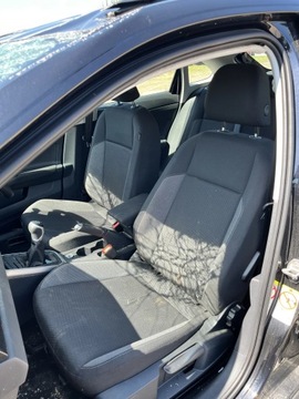 SEDADLA PŘEDNÍ POHOVKA ZADNÍ BOKY DVEŘE VW TAIGO 21-