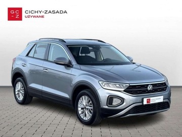 Volkswagen T-Roc I SUV Facelifting 1.5 TSI ACT 150KM 2022 Volkswagen T-Roc FV23 Life App-conect od Dealera ASO 1.5 Benzyna 150KM, zdjęcie 2