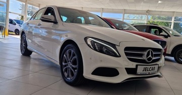 Mercedes Klasa C W205 Limuzyna 180 156KM 2018 Mercedes-Benz Klasa C C180 156KM FV23 W205 1.6 Benzyna 156KM, zdjęcie 4