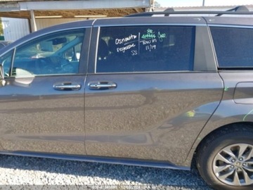 Toyota Sienna III 2024 Toyota Sienna 2024r., 2.5L 2.5 Benzyna 245KM, zdjęcie 5