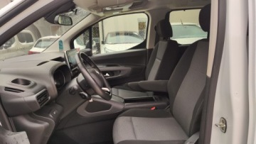 Toyota Proace II 2022 Toyota PROACE CITY City Verso 1.2 D-4T Family 5 os, zdjęcie 7