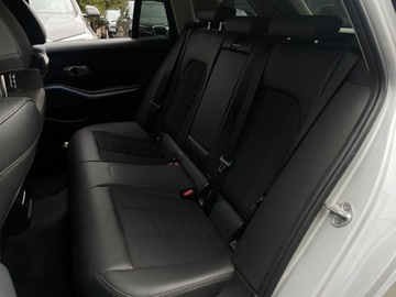 BMW Seria 3 G20-G21 2020 BMW 318i Sport Line, Hak, Salon PL, Fotele sportow, zdjęcie 19