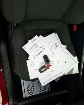 Toyota C-HR I Crossover 1.8 Hybrid 122KM 2018 Toyota C-HR Toyota C-HR 1.8 Hybryda 122KM, zdjęcie 23