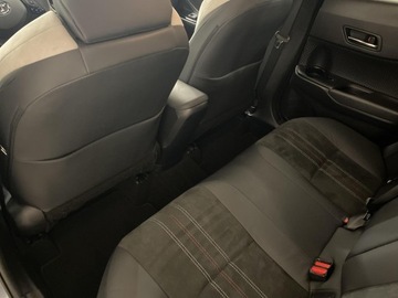 Toyota C-HR I Crossover Facelifting 1.8 Hybrid 122KM 2023 Toyota C-HR 1.8 Hybrid GPF GR Sport, zdjęcie 10