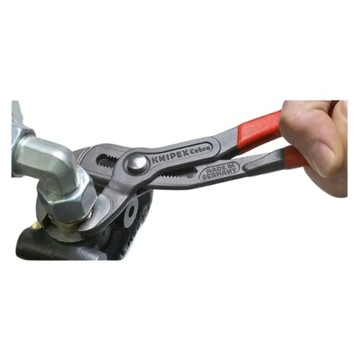 ЩИПЦЫ РЕГУЛИРУЕМЫЕ KNIPEX ТРУБНЫЙ КЛЮЧ COBRA 125 ММ 13 ПОЛОЖЕНИЙ РЕГУЛИРОВКИ