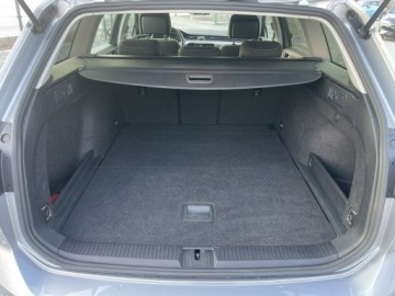 Volkswagen Passat B8 Variant Facelifting 2.0 TDI SCR 150KM 2023 Volkswagen Passat Variant 2.0 TDI 150KM krajowy, zdjęcie 30