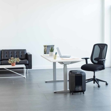 Фирменный измельчитель FELLOWES LX85, P4 на 12 листов. + 90 злотых НАЗАД от Fellowes