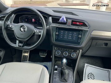 Volkswagen Tiguan II 2019 Volkswagen Tiguan R-line 7 Osobowy Benzyna 2.0 - 203KM Automat Servis, zdjęcie 16