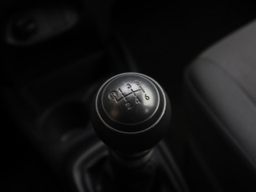 Toyota Yaris III Hatchback 5d Facelifting 2017 1.5 Dual VVT-iE 111KM 2019 Toyota Yaris 1.5 Dual VVT-i, Salon Polska, zdjęcie 14