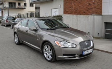 Jaguar XF I Sedan 3.0D V6 S 275KM 2010 Jaguar XF 3,0d (275KM) 2010 r. Automat Skory Bezwypadkowy 3.0 Diesel 275KM, zdjęcie 5