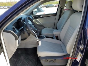 Volkswagen Tiguan II 2023 Volkswagen Tiguan 2023 r, 2,0L po gradobiciu 2.0 Benzyna 184KM, zdjęcie 8