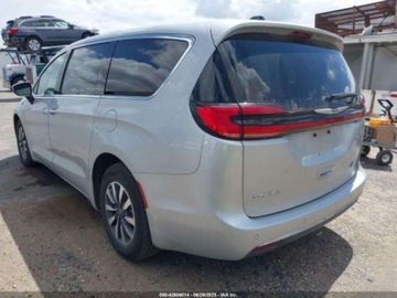 Chrysler Pacifica II 2023 Chrysler Pacifica Hybrid Touring, 2023r., 3.6L 3.6 Hybryda Plug-in 260KM, zdjęcie 2