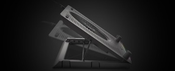 Подставка-охлаждающая подставка для ноутбука Genesis.