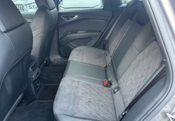 Audi Q4 2024 Audi Q4 e-tron Zadbany Cena Brutto Elektryczny 288KM, zdjęcie 9