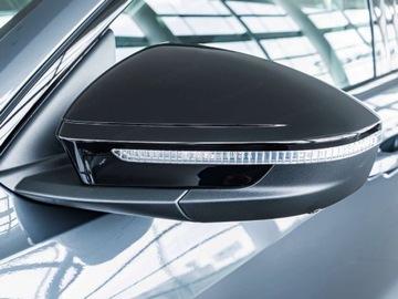 Audi 2025 AUDI Q5 TFSI quattro Sportback S line Suv 2.0 (204KM) 2025, zdjęcie 18