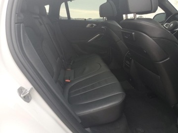 BMW X6 G06 2021 BMW X6 M50I, OD UBEZPIECZALNI 4.4 Benzyna 523KM, zdjęcie 9