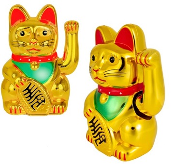 Счастливая золотая китайская японская кошка